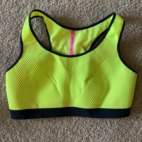 Bundle of 3 Nike sports bras - Picture 6 of 15